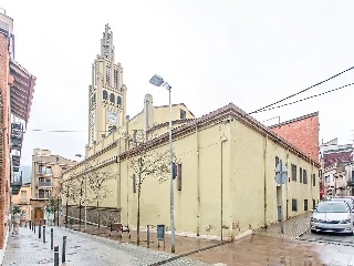 Local en Montcada i Reixac 53