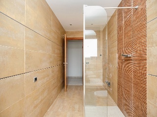 Chalet independiente en C/ Roca del Sol 63