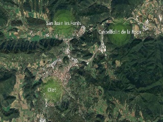 Suelo en Av Santa Coloma 13
