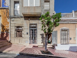 Casa adosada en C/ Del Calvario 35