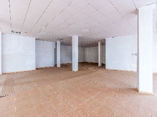 Local con plaza de garaje en Av de Andalucía 55
