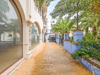 Local con plaza de garaje en Av de Andalucía 64