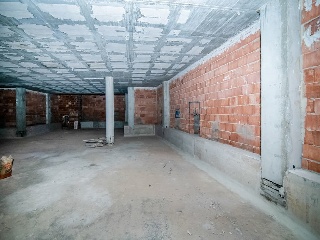Local comercial en Pz. Jose María Artes  10
