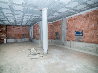 Local comercial en Pz. Jose María Artes  13