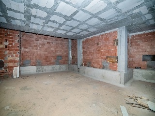 Local comercial en Pz. Jose María Artes  16