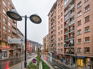 Local comercial en C/ Agirre Lehendakari Kalea 14