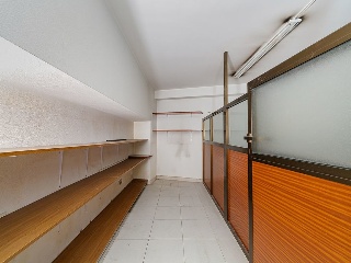 Local en Av Florida - Vigo - 43