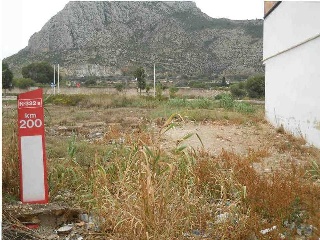 Solar en Av d´Alacant 12