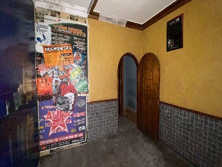 Local comercial en C/ Teniente Hernández Menor 21