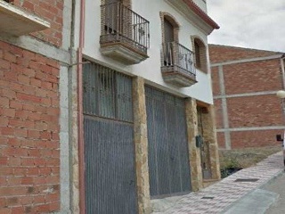 Chalet Adosado en C/ Miguel Delibes - Urb La Noria  32