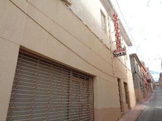 Local comercial en C/ Santa Bárbara 6