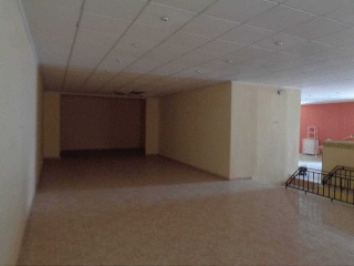 Local comercial en C/ Santa Bárbara 10
