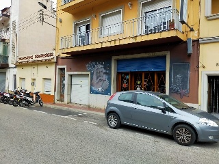 Locales en C/ Castell D´Aro 12