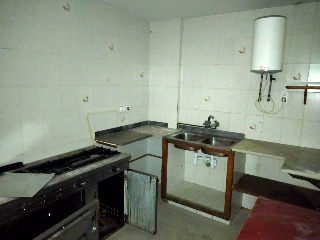 Locales en C/ Castell D´Aro 18