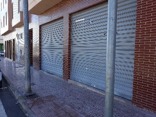 Local en Av Villena 25