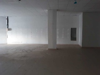 Local en Av Villena 28