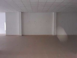 Local en Av Villena 29