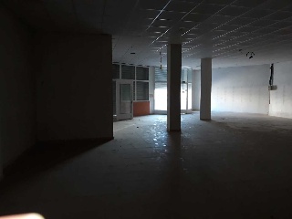 Local en Av Villena 30