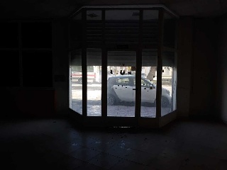 Local en Av Villena 33