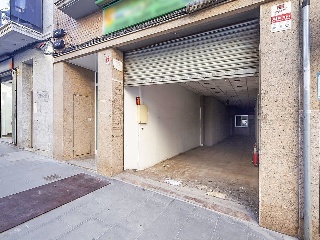 Local en C/ Francesc Moragas 34