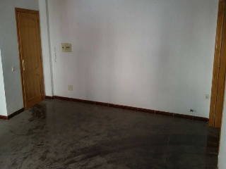 Local con viviendas en C/ Huertos - Pozo Alcón - 24