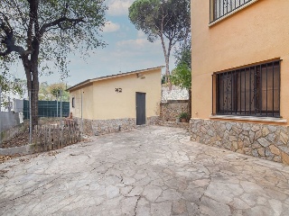 Vivienda aislada en C/ Azorín 57