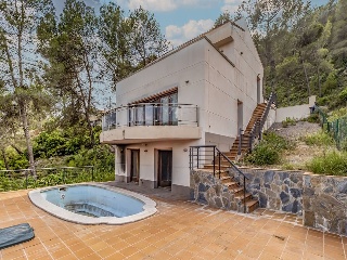 Chalet aislado en C/ Priorat 32