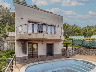 Chalet aislado en C/ Priorat 33