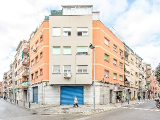 Local en C/ Pompeu Fabra  14