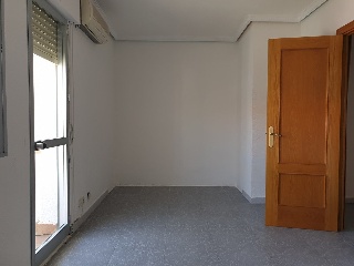 91567-0001 26
