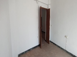 Piso en Cr de Madrid, Llanera de Ranes 28