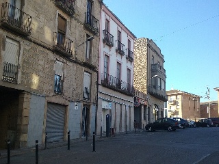 Locales en C/ Victoria 11