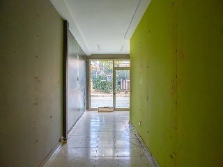 Local en Av. Pau Casals 17