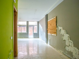 Local en Av. Pau Casals 19