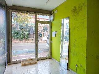 Local en Av. Pau Casals 20