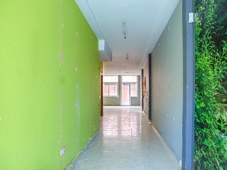 Local en Av. Pau Casals 21