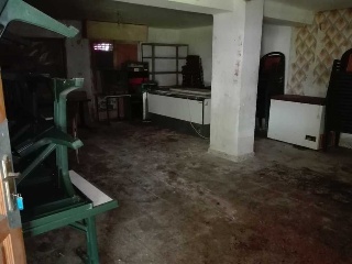 77556-0001 7