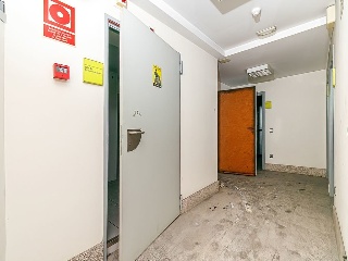 Locales en C/ Eduardo Iglesias, Vigo (Pontevedra) 61