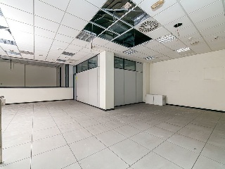 Locales en C/ Eduardo Iglesias, Vigo (Pontevedra) 67