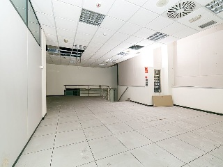 Locales en C/ Eduardo Iglesias, Vigo (Pontevedra) 70