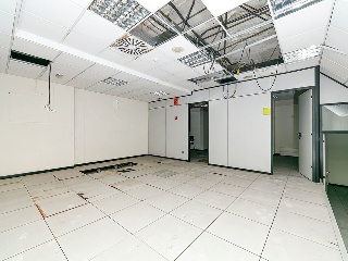 Locales en C/ Eduardo Iglesias, Vigo (Pontevedra) 71
