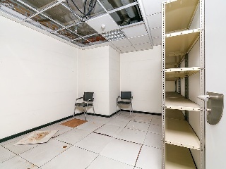 Locales en C/ Eduardo Iglesias, Vigo (Pontevedra) 73