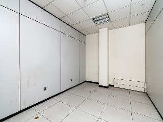 Locales en C/ Eduardo Iglesias, Vigo (Pontevedra) 74