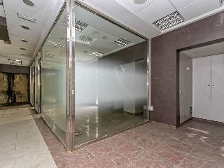 Local comercial en C/ Mossen Jacint Verdagues 15