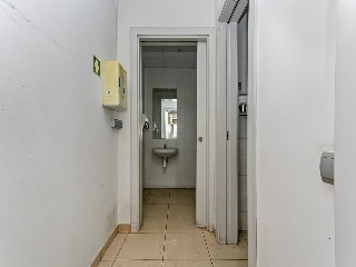 Local comercial en C/ Mossen Jacint Verdagues 27