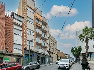 Local comercial en C/ Mossen Jacint Verdagues 30