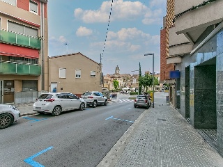 Local comercial en C/ Mossen Jacint Verdagues 32