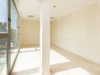 Oficinas en Urbanización Parque de Guadarranque 21