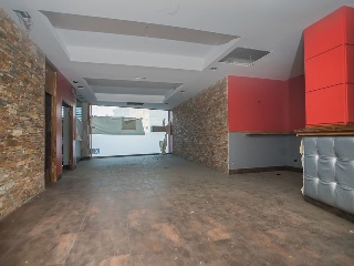 Locales en C/ Coreiro 20