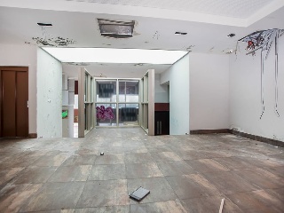 Locales en C/ Coreiro 24